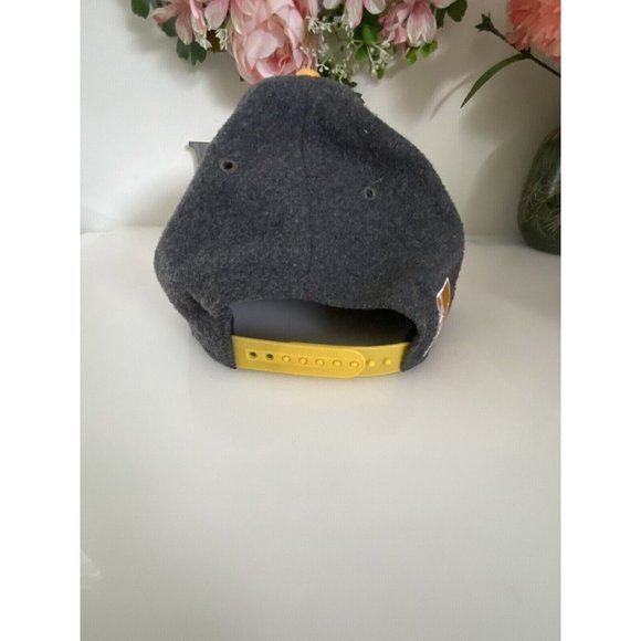 Los Angeles Lakers Hat Cap Gray and Yellow Flannel with Logo Adjustable OS EUC - Picture 5 of 16